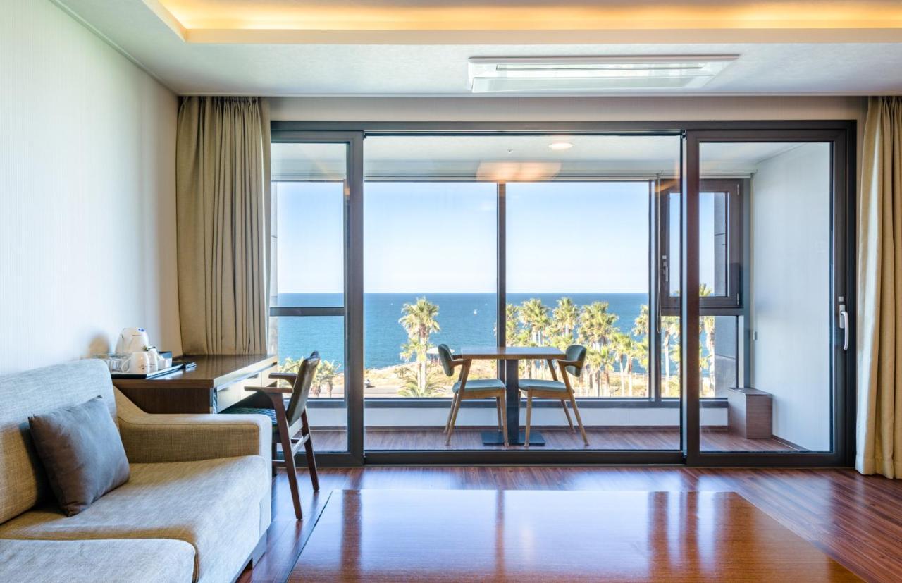 Uni Hotel Jeju Luaran gambar