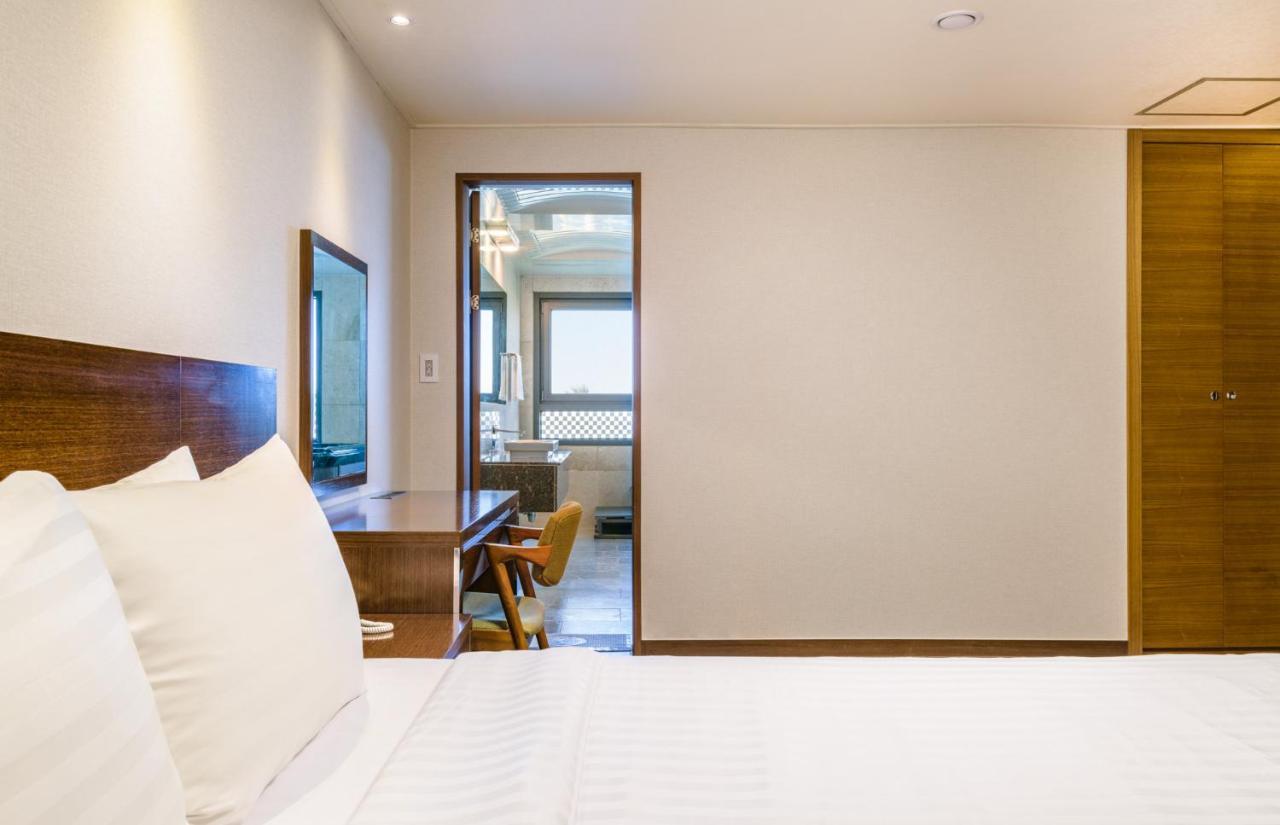 Uni Hotel Jeju Luaran gambar